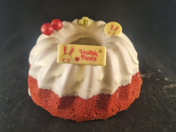 Red velvet tulband pasen